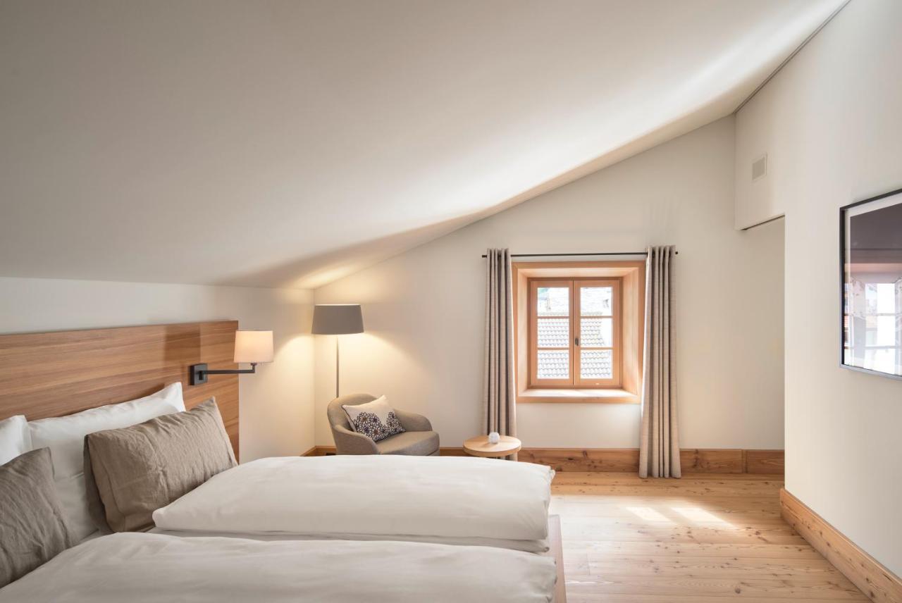 Hotel Post Andeer Bagian luar foto